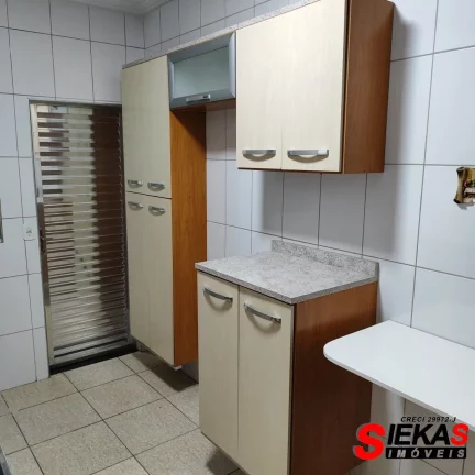 Imagem Imperdível oportunidade de adquirir sua casa na Vila Carmosina, São Paulo-SP - 2 quartos, 1 sala, 2 banheiros, 2 vagas - 89m²!