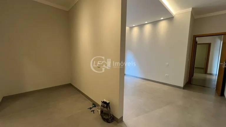 Imagem Casa à venda na Vila Vilas Boas em Campo Grande-MS: 3 quartos, 3 suítes, 3 salas, 2 banheiros, 4 vagas de garagem, 180m².
