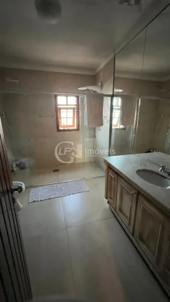 Imagem Imperdível oportunidade! Casa à venda em Campo Grande-MS, Chácara Cachoeira: 4 quartos, 1 suíte, 5 salas, 2 banheiros, 10 vagas de garagem, 340m².