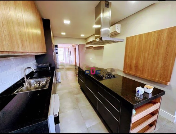 Imagem Apartamento com 3 dormitórios à venda, 147 m² por R$ 1.390.000 - Gonzaga - Santos/SP
