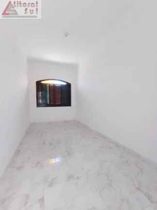 Imagem CASA RESIDENCIAL em PRAIA GRANDE - SP, MARACANÃ