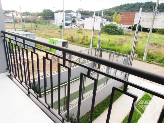 Imagem Casa nova, moderna e impecável na Hípica, próximo ao Zaffari.

2 suítes, churrasqueira, pátio e...