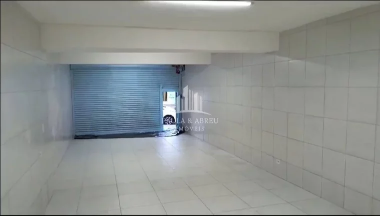 Imagem Aluga Salão Comercial em Avenida, 80m², Quarto, Lavanderia, Cozinha, 1 Banheiro, Porta Automática, no Jardim Zaíra, Mauá-SP