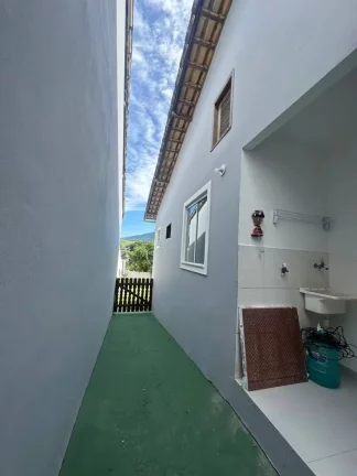 Imagem Casa à venda em Maricá, Ponta Grossa, com 2 quartos, 60m2