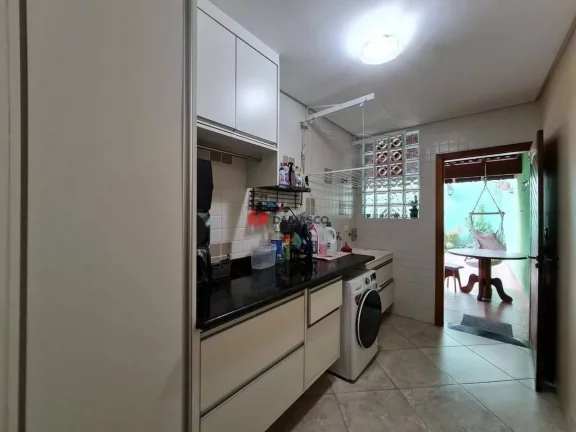 Imagem Sobrado à venda 4 Quartos, 1 Suite, 2 Vagas, 220M², Campestre, Santo André - SP