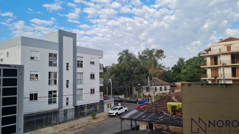 Imagem Apartamento Semi Mobiliado com 2 Dormitórios, Suíte, Churrasqueira e Garagem