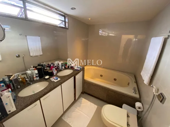 Imagem EXCELENTE APARTAMENTO NA TORRE,4qts,3suites, 3vagas, 270m2