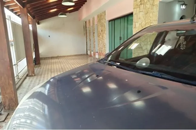 Imagem Casa com 4 quartos à venda na Vila Haro, Sorocaba - REMAX