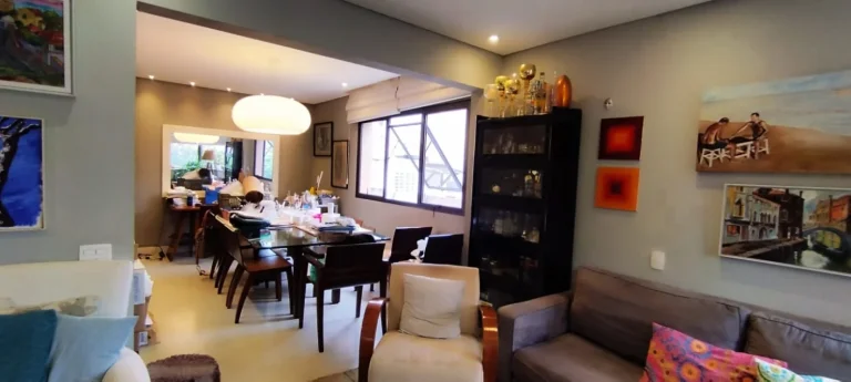 Imagem Apartamento 180 M², 4Q, 3 Suítes, 5 Banheiros, 3 Salas, 3 Vagas, Varanda, Depósito, Academia, Piscina, Quadra, Salão de Festas.