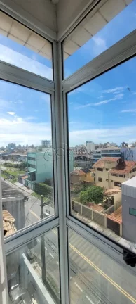 Imagem Imperdível apartamento à venda em Macaé-RJ, Riviera Fluminense! 2 quartos, 1 suíte, 2 salas, 3 banheiros, 2 vagas de garagem. Confira!