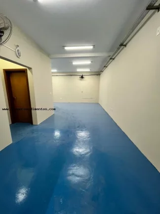 Imagem Sobrado Comercial para Locação em Limeira, Jardim Maria Bruschi Modeneis, 2 banheiros, 10 vagas
