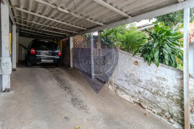 Imagem Luxuosa casa à venda no Bosque da Saúde, São Paulo-SP: 4 quartos, 2 salas, 2 banheiros, 3 vagas de garagem, 767,00 m² de área.
