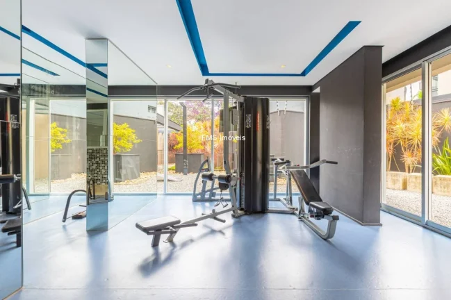 Imagem Studio de luxo à venda na Vila Olímpia, São Paulo-SP: 1 quarto, 1 suíte, 1 sala, 1 banheiro, 1 vaga, 25m². Venha conferir!
