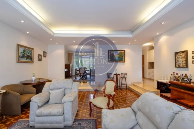 Imagem Venda de Casa no Planalto Paulista, São Paulo-SP: 4 quartos, 2 salas, 4 banheiros, 6 vagas, 375m² de área!
