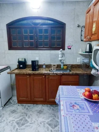 Imagem Casa à venda, 86 m² por R$ 390.000,00 - Vale do Paraíso - Teresópolis/RJ