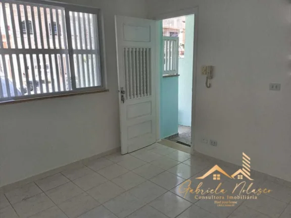 Imagem Apartamento Reformado à Venda: Charme e Conforto Próximo à Praia