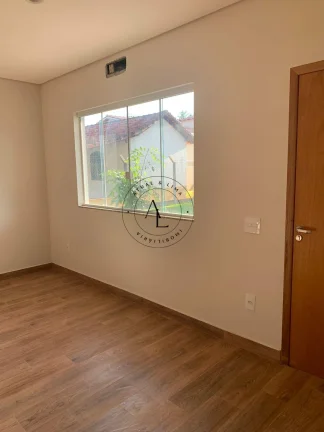 Imagem Chácara à venda em Campinas, Recanto dos Dourados, com 3 quartos, 200m2