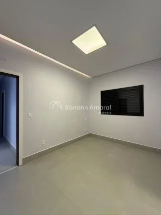 Imagem Casa térrea à venda no Condomínio Campos do Conde 2 - Paulínia/SP
3 suítes | 189 m² de constru...