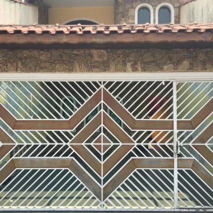 Imagem Sobrado com 3 dormitórios, 300 m² - venda por R$ 630.000,00 ou aluguel por R$ 2.500,00/mês - Parque Gerassi - Santo André/SP