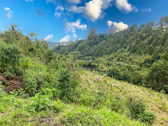 Imagem Terreno com vista panorâmica no Alto do Capivari - Campos do Jordão