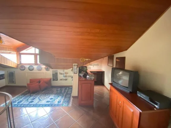 Imagem Casa em Condomínio para Venda em Teresópolis / RJ no bairro Ermitage