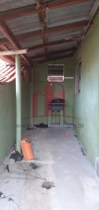 Imagem Ótima Oportunidade! Imóvel com 2 Casas à Venda ? Localização Privilegiada