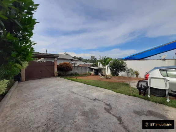 Imagem Casa em Mairiporã com Ótima Localização e Terreno Plano