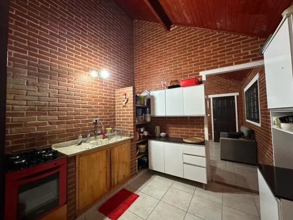 Imagem Sobrado com 3 dormitórios à venda, 215 m² por R$ 490.000,00 - Clube dos Oficiais - Suzano/SP