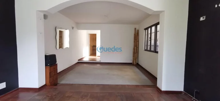 Imagem "Sobrado em Santo Amaro: 6 Dormitórios e 340m² à Venda e Locação"