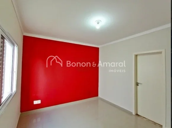 Imagem Excelente casa térrea, desocupada e pronta para morar, localizada no Condomínio Madre Maria Vilac,...