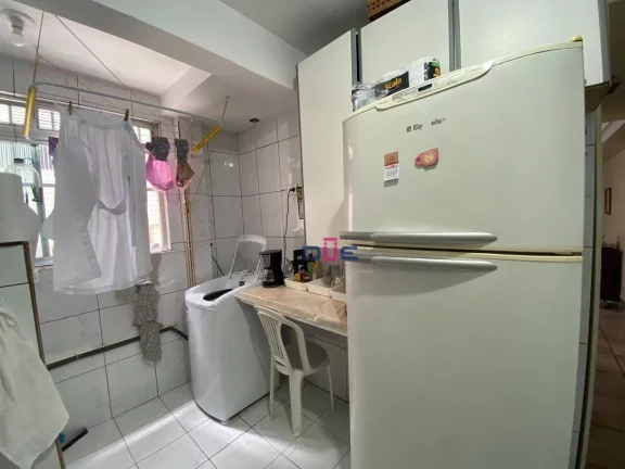 Imagem Apartamento com 2 dormitórios à venda, 56 m² por R$ 451.000,00 - Gonzaga - Santos/SP