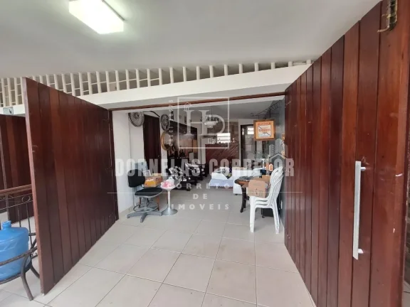 Imagem Casa Alto Padrão em Olinda uma quadra do mar 4qtos 2vgs piscina churrasq. quintal financia