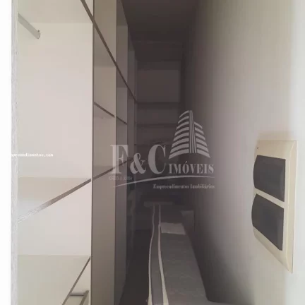 Imagem Sobrado para Venda em Limeira, Santina, 3 dormitórios, 2 suítes, 2 banheiros, 2 vagas