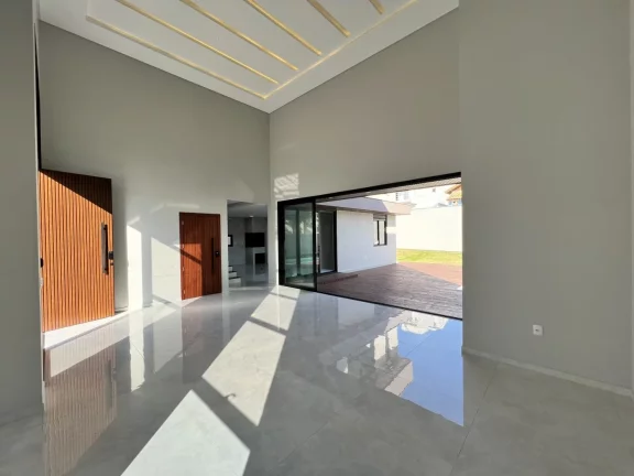 Imagem Casa Alto Padrão para Venda em Florianópolis / SC no bairro Ingleses do Rio Vermelho