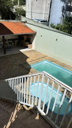 Imagem Sobrado com 4 dormitórios à venda, 270 m² por R$ 678.400,00 - Vila Lucinda - Santo André/SP