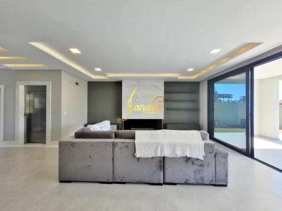 Imagem Sobrado beira de lago com 05 suítes, elevador, semi mobiliado