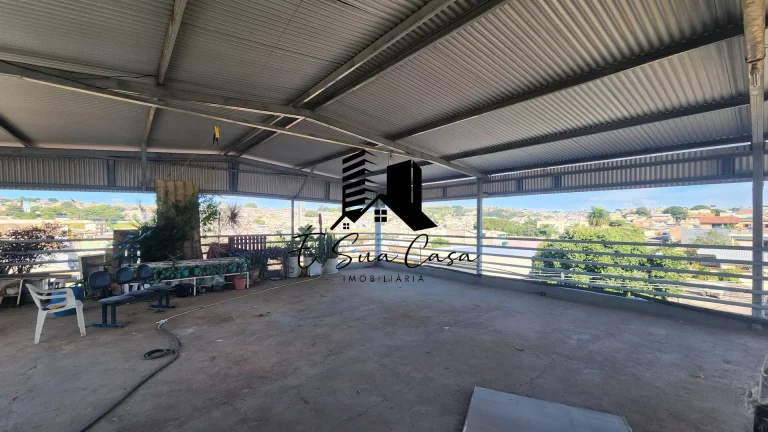 Imagem Casa Comercial / Residencial à Venda no bairro Jardim Laguna Contagem MG
