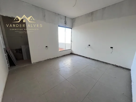 Imagem Imperdível oportunidade de adquirir casa com 2 quartos e 2 vagas de garagem em Foz do Iguaçu, Jardim Copacabana!