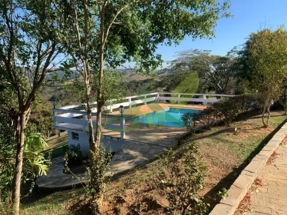 Imagem Sítio à Venda em Piracaia com Vista Deslumbrante para a Represa