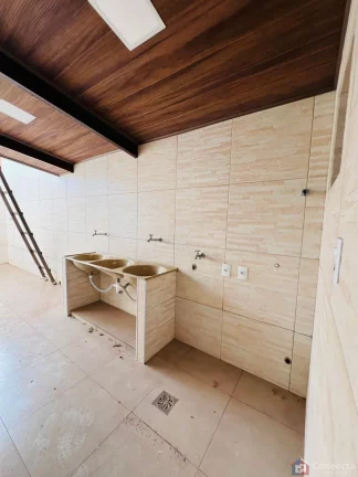 Imagem Casa Alto Padrão no bairro Valparaiso.