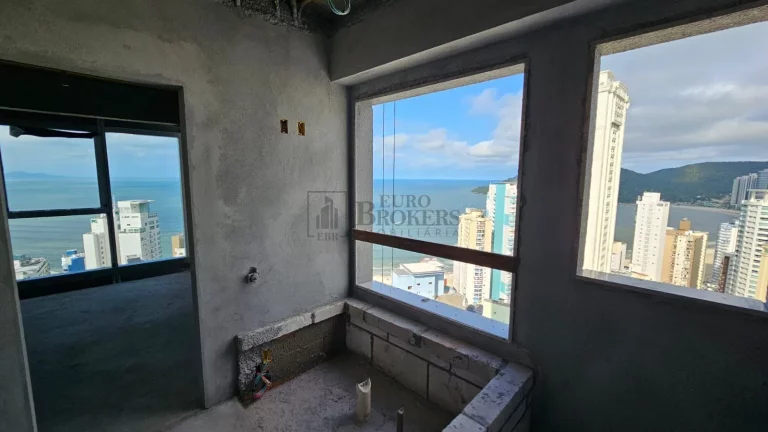 Imagem Apartamento com 04 suítes no Centro de Balneário Camboriú