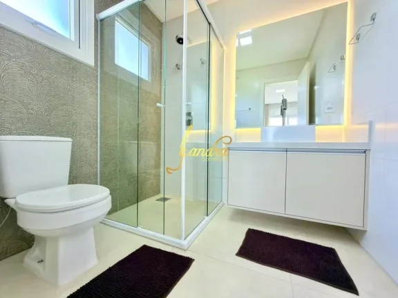 Imagem Casa em condomínio fechado beira de lago com 04 suítes_- entrega maio 2022