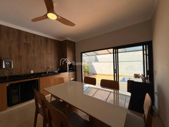 Imagem Casa térrea recém-construída, moderna e totalmente mobiliada, com 170 m² de área construída em...