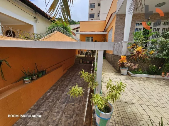 Imagem Casa com 3 dormitórios à venda, 150 m² por R$ 1.200.000,00 - Centro - Nova Iguaçu/RJ