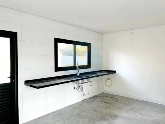 Imagem Casa em Condomínio a Venda no bairro Granja Viana - Cotia, SP