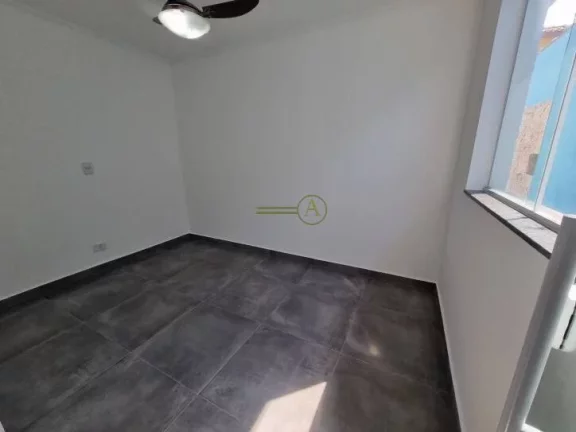 Imagem Casa térrea, alto padrão, de esquina e apenas 150 metros da praia, à venda