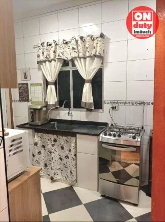 Imagem Sobrado à venda, 90 m² por R$ 190.000,00 - Alemoa - Santos/SP