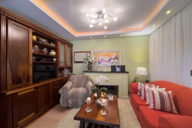Imagem Casa à venda em Porto Alegre, Petrópolis, com 3 quartos, 85,7m2