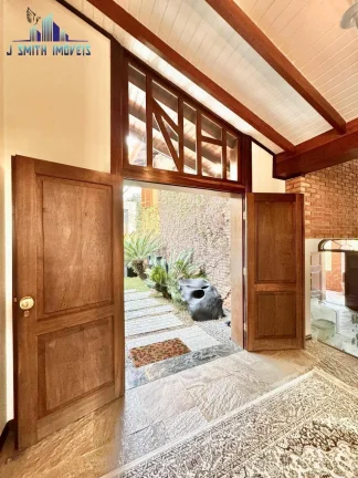 Imagem CASA ESPETACULAR, 5 SUÍTES. VENDA DE "PORTEIRA FECHADA", COMPLETA !!