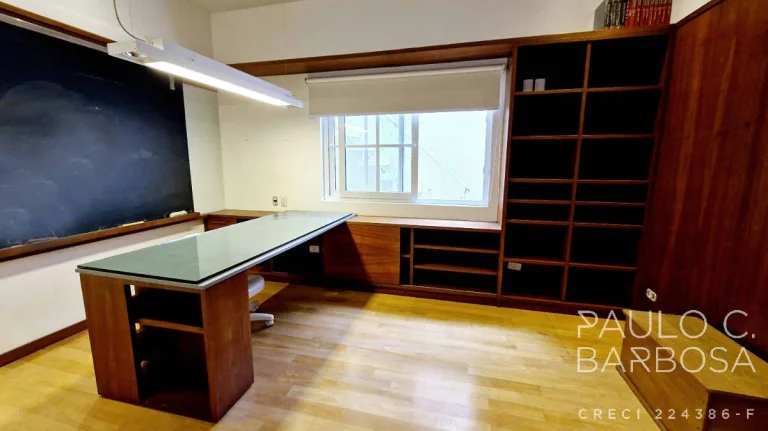 Imagem Jd. Leonor Venda - 4 Suítes - 4 Vagas - 300m²- ao lado do Sto. Américo
